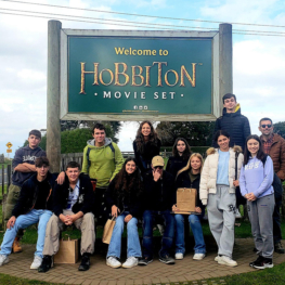 International students hobbiton 002