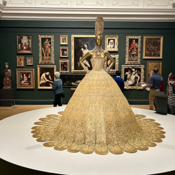 Guo pei exhibition 005