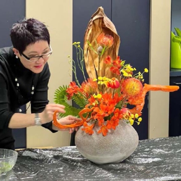 Ikebana flower arranging 005