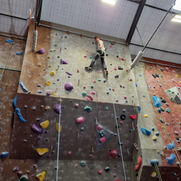 Physical education climbing 005