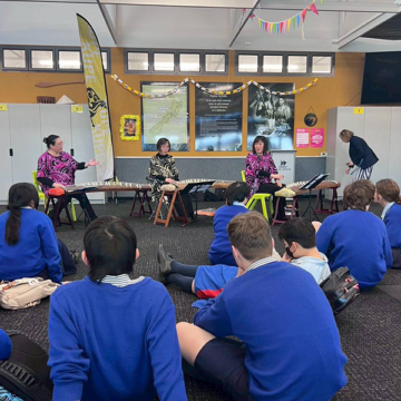 International languages week 004