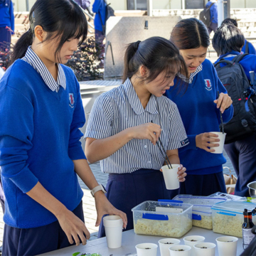 Intercultural food festival 004