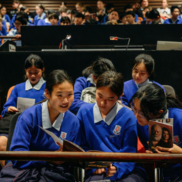 An unforgettable encounter with Macbeth: Macleans College Year 10 live theatre trip