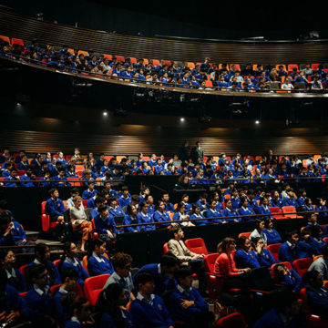An unforgettable encounter with Macbeth: Macleans College Year 10 live theatre trip