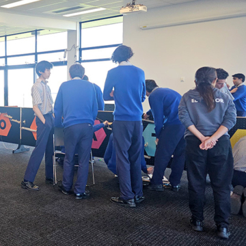 Macleans College students put engineering skills to the test in MOTAT workshop