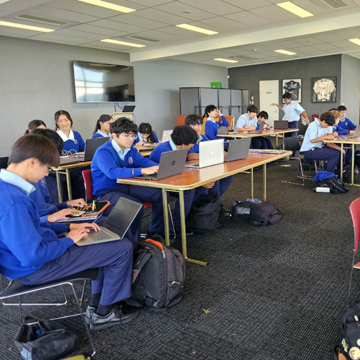 From code to circuits: Macleans College Year 10 students get hands-on with technology