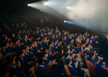 An unforgettable encounter with Macbeth: Macleans College Year 10 live theatre trip